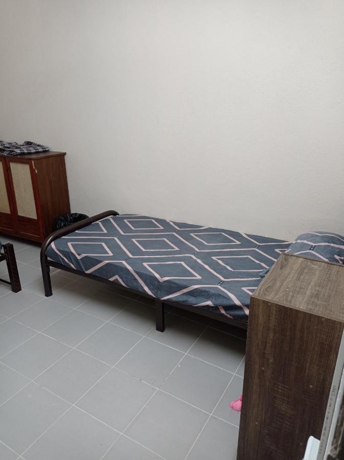 Bonda Guesthouse III Paka Esterno foto