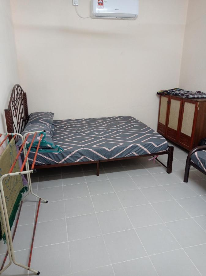 Bonda Guesthouse III Paka Esterno foto